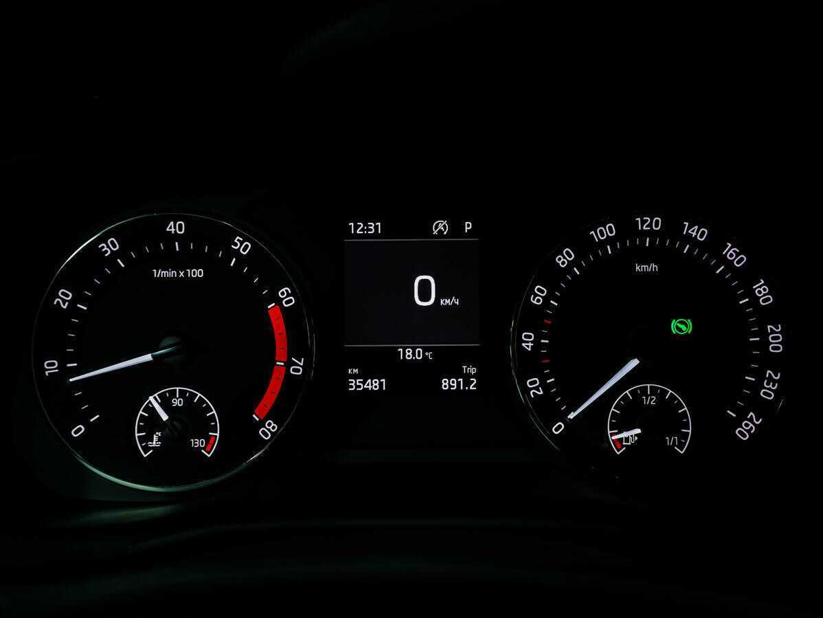 Купить Skoda Octavia с пробегом. Фото: #15