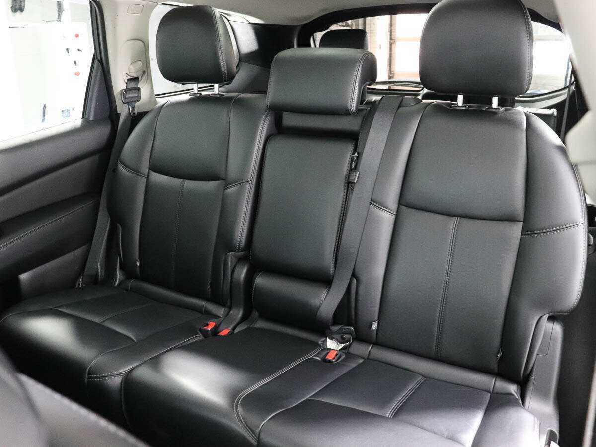 Купить Nissan Pathfinder с пробегом. Фото: #13
