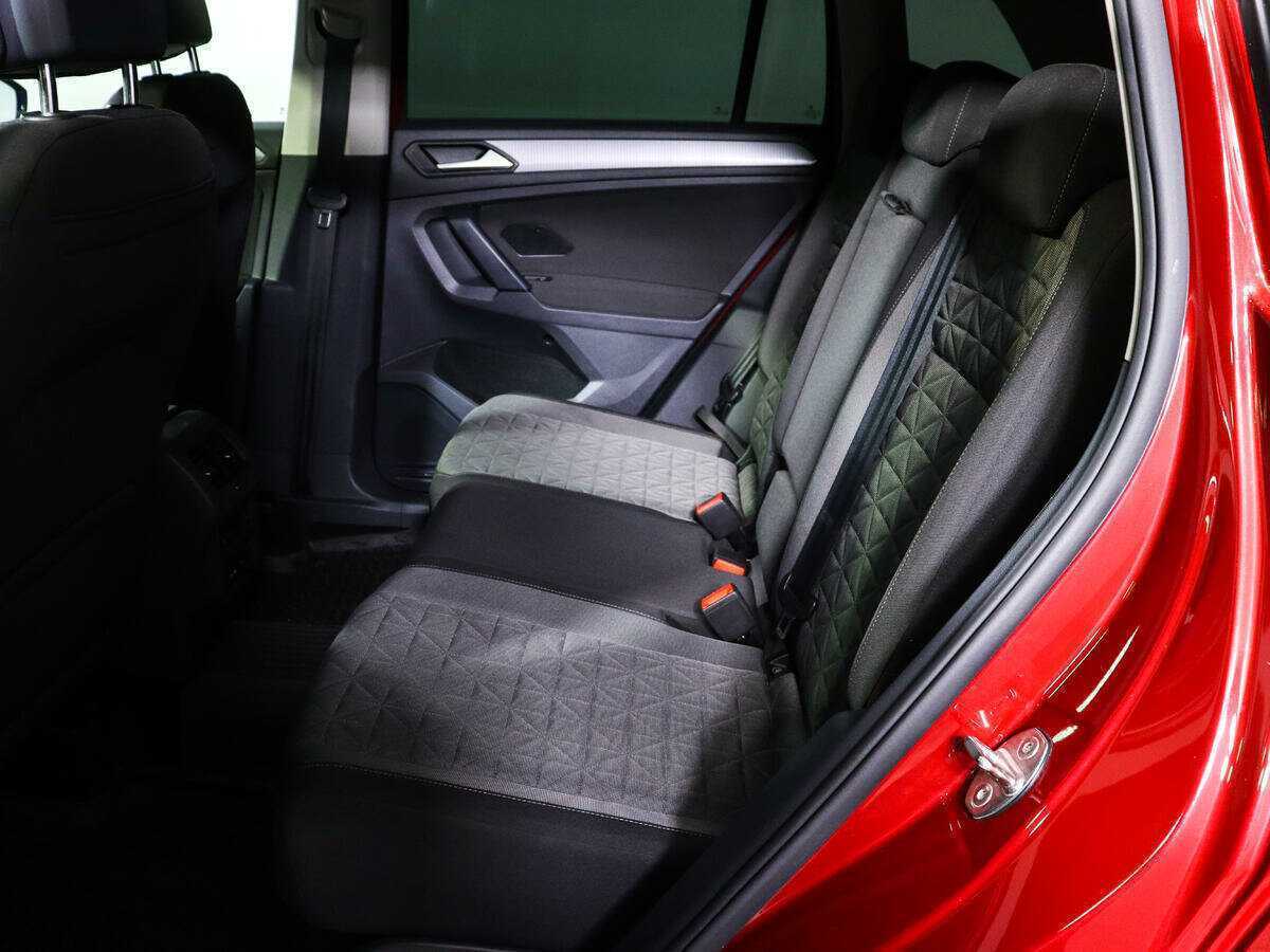 Купить Volkswagen Tiguan с пробегом. Фото: #7