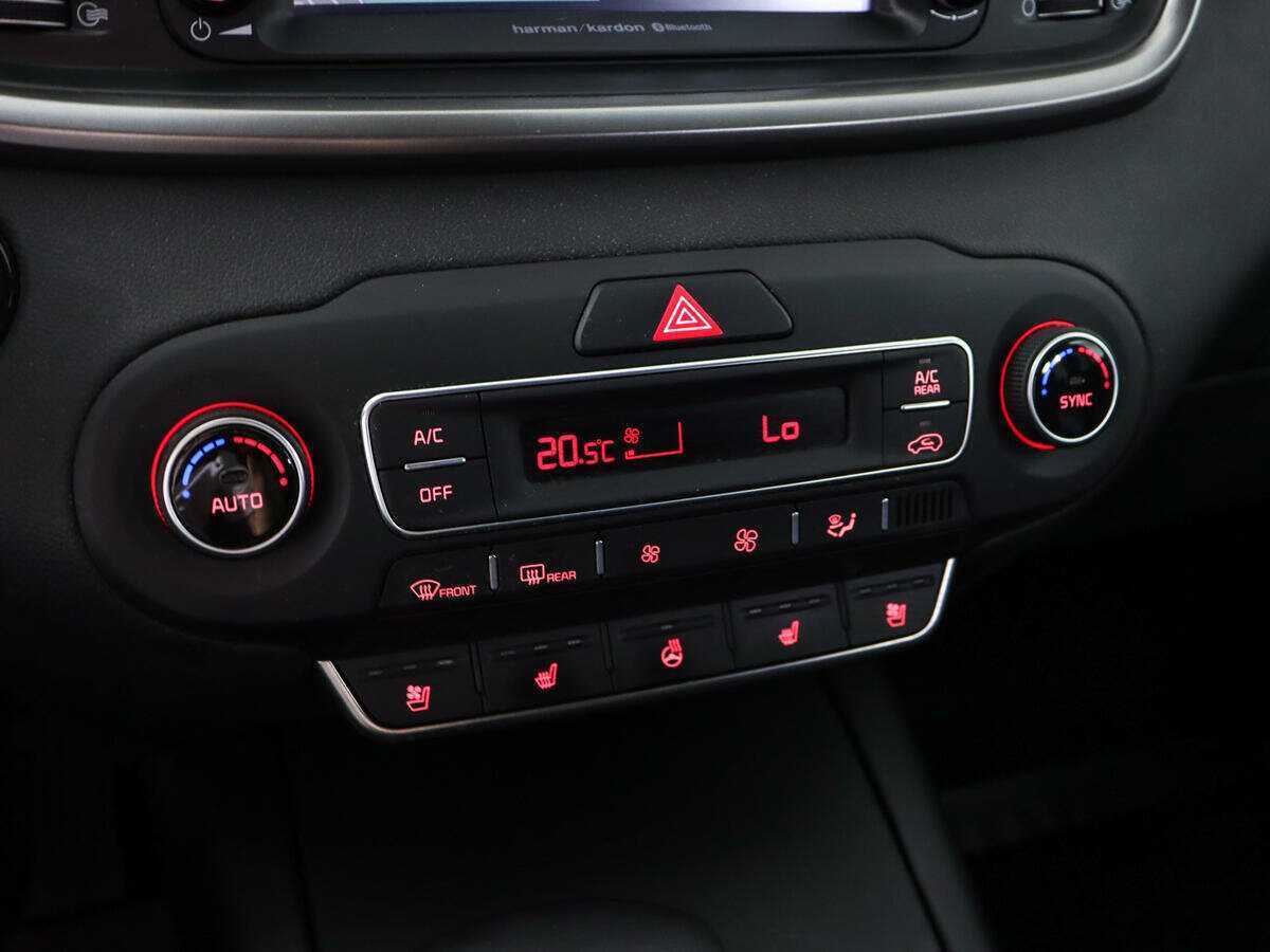 Купить Kia Sorento с пробегом. Фото: #25