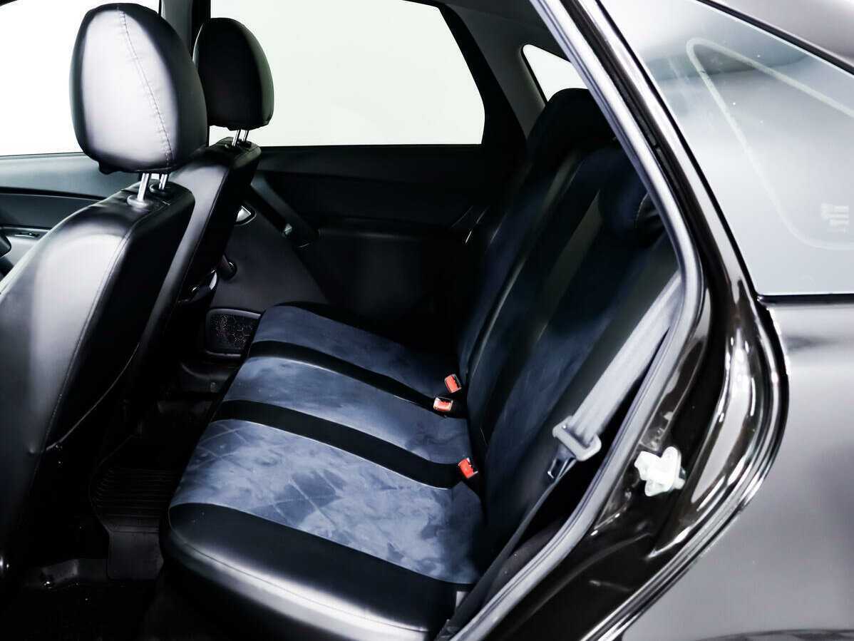 Купить Lada (ВАЗ) Granta с пробегом. Фото: #9