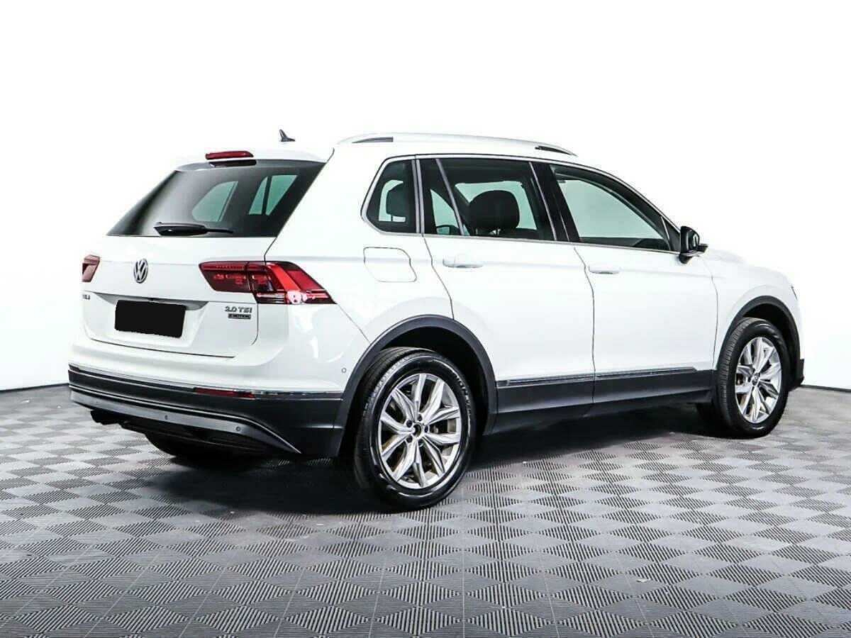 Купить Volkswagen Tiguan с пробегом. Фото: #3