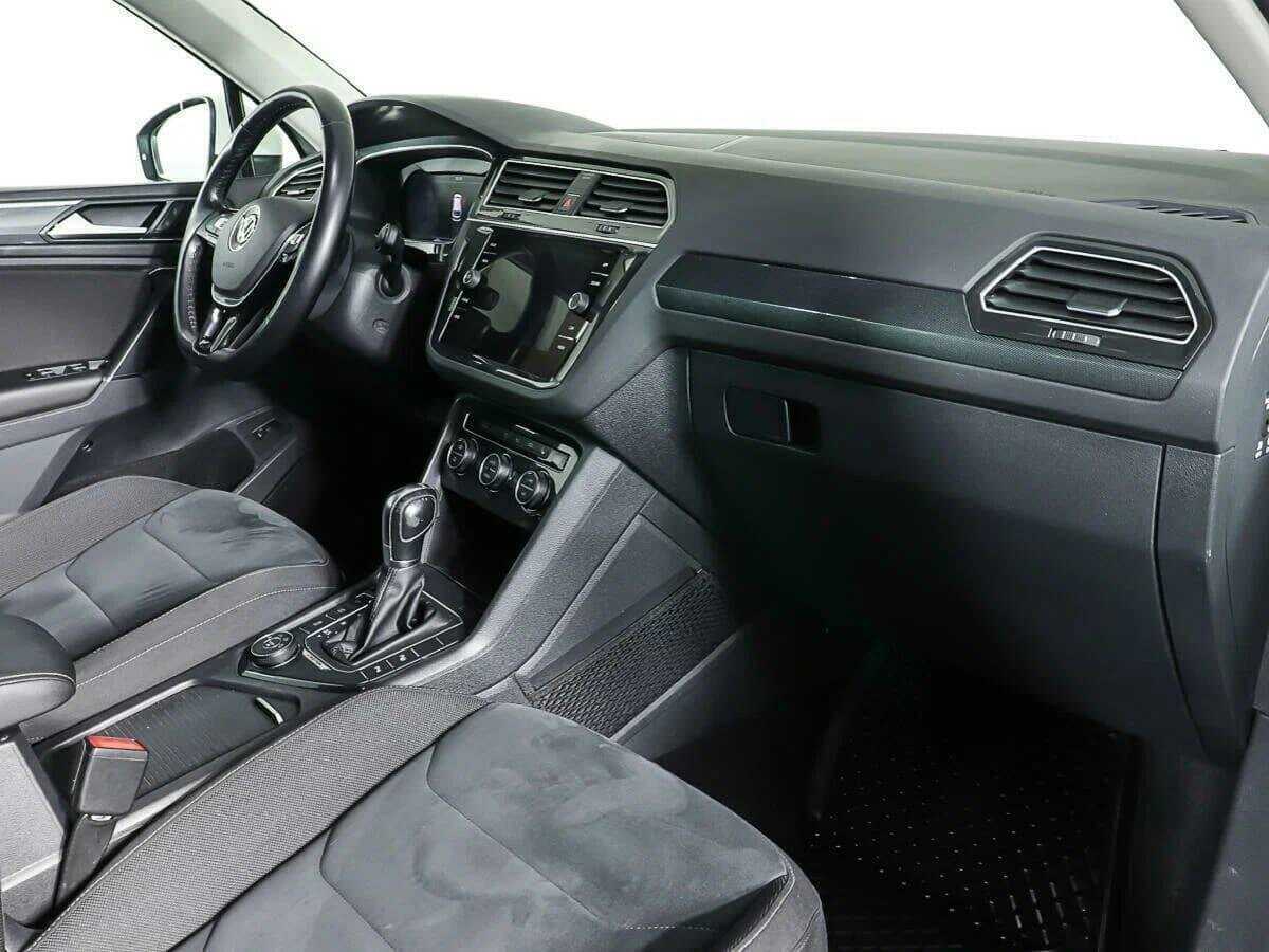 Купить Volkswagen Tiguan с пробегом. Фото: #6