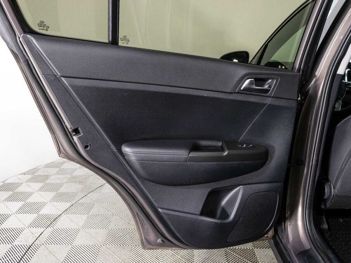 Купить Kia Sportage с пробегом. Фото: #23