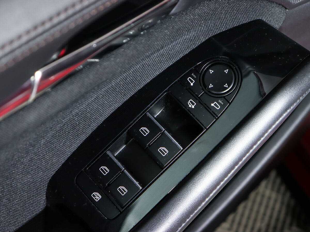 Купить Mazda 3 с пробегом. Фото: #15