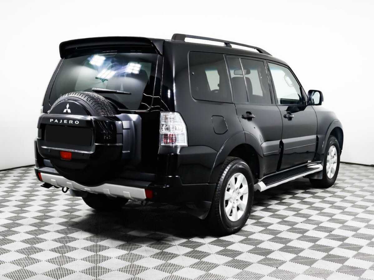 Купить Mitsubishi Pajero с пробегом. Фото: #4