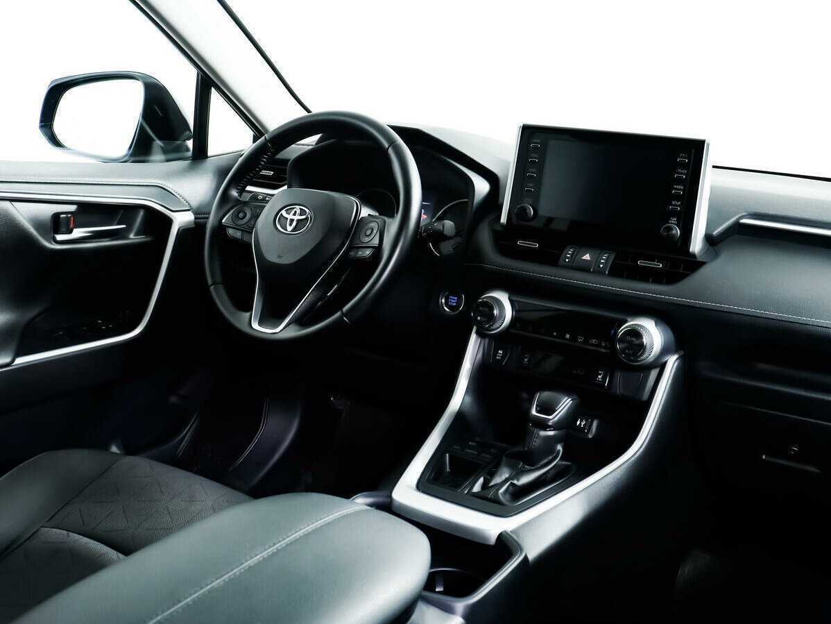 Купить Toyota RAV4 с пробегом. Фото: #8