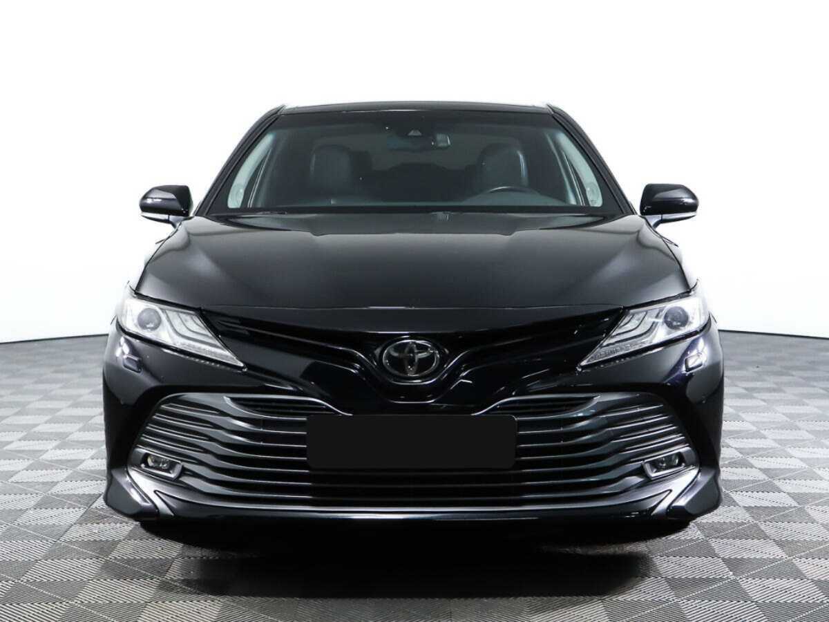Купить Toyota Camry с пробегом. Фото: #1