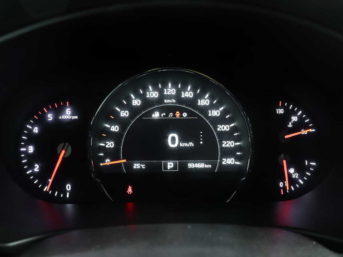 Купить Kia Sorento с пробегом. Фото: #14
