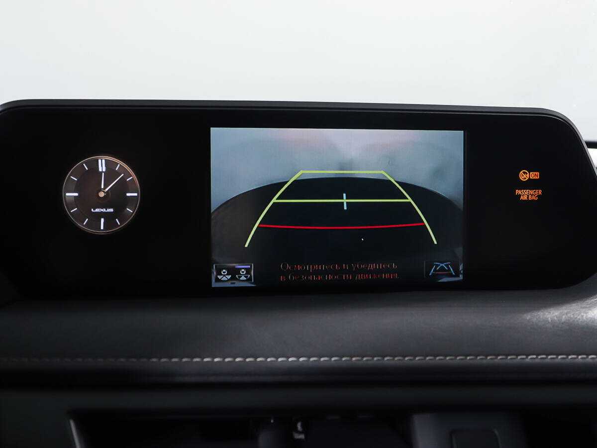 Купить Lexus UX с пробегом. Фото: #17