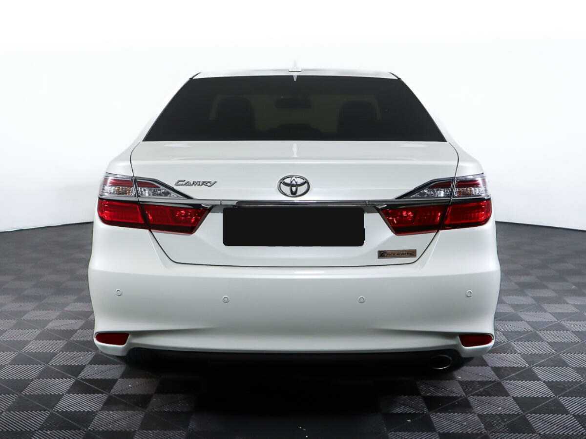 Купить Toyota Camry с пробегом. Фото: #5