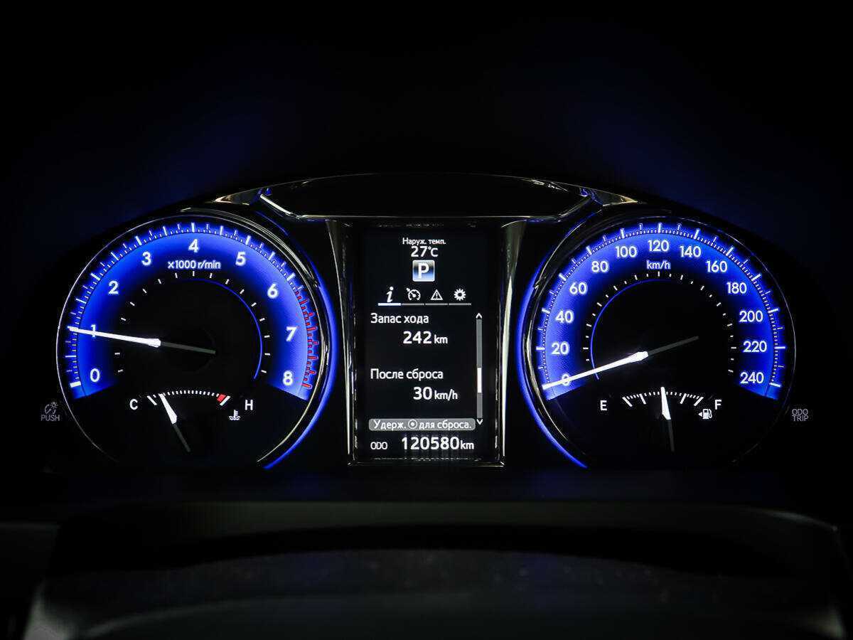 Купить Toyota Camry с пробегом. Фото: #13