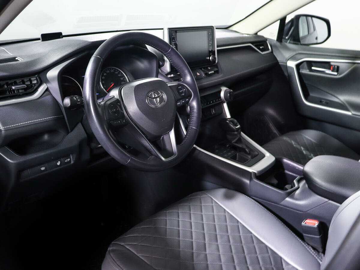Купить Toyota RAV4 с пробегом. Фото: #11