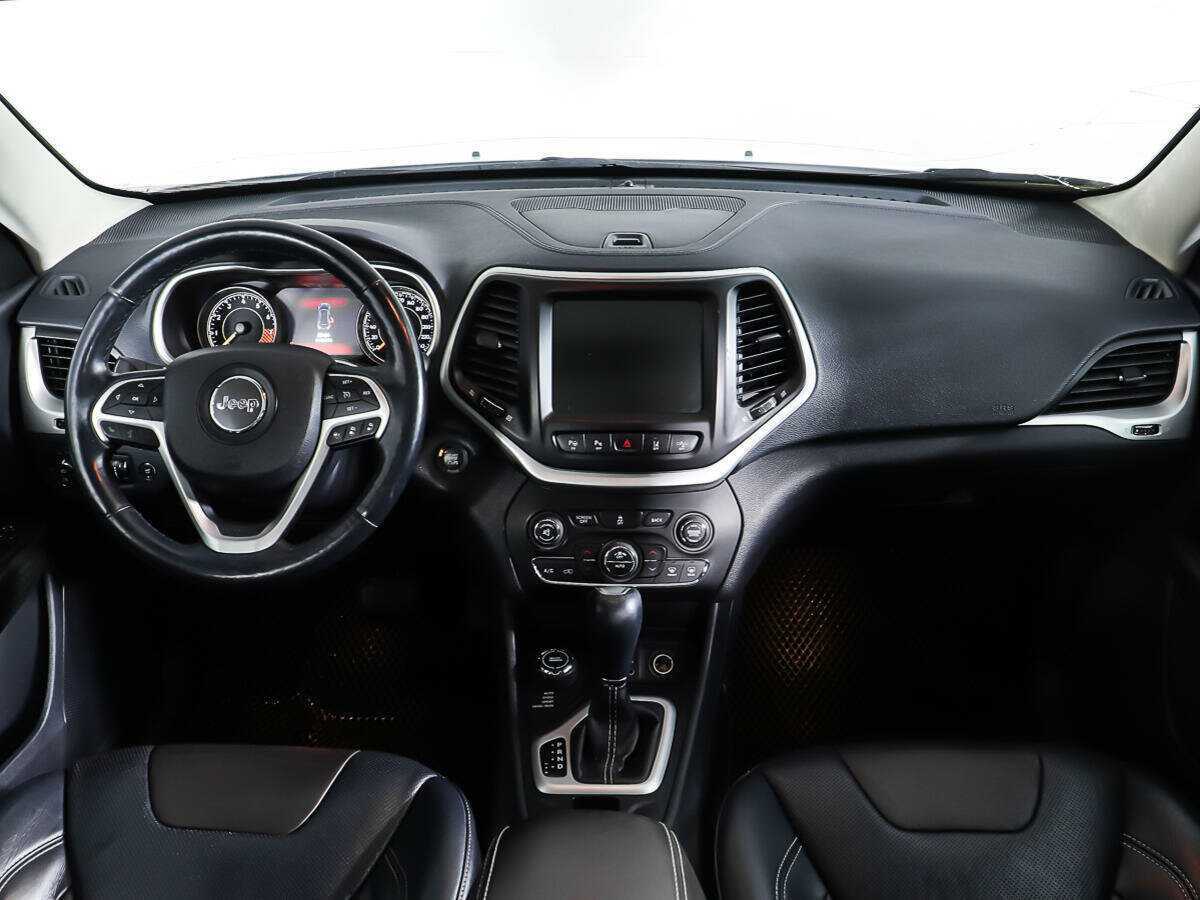 Купить Jeep Cherokee с пробегом. Фото: #9