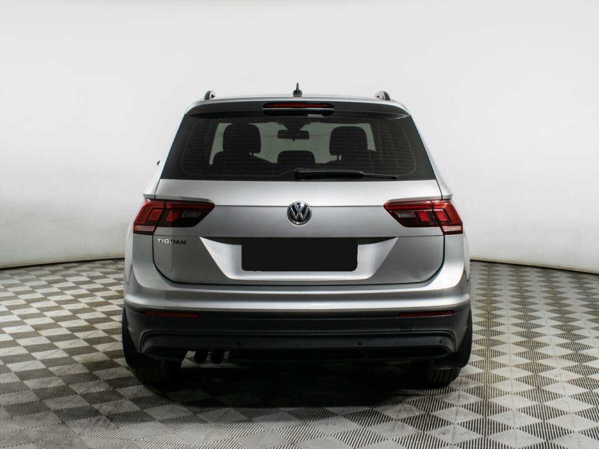 Купить Volkswagen Tiguan с пробегом. Фото: #4