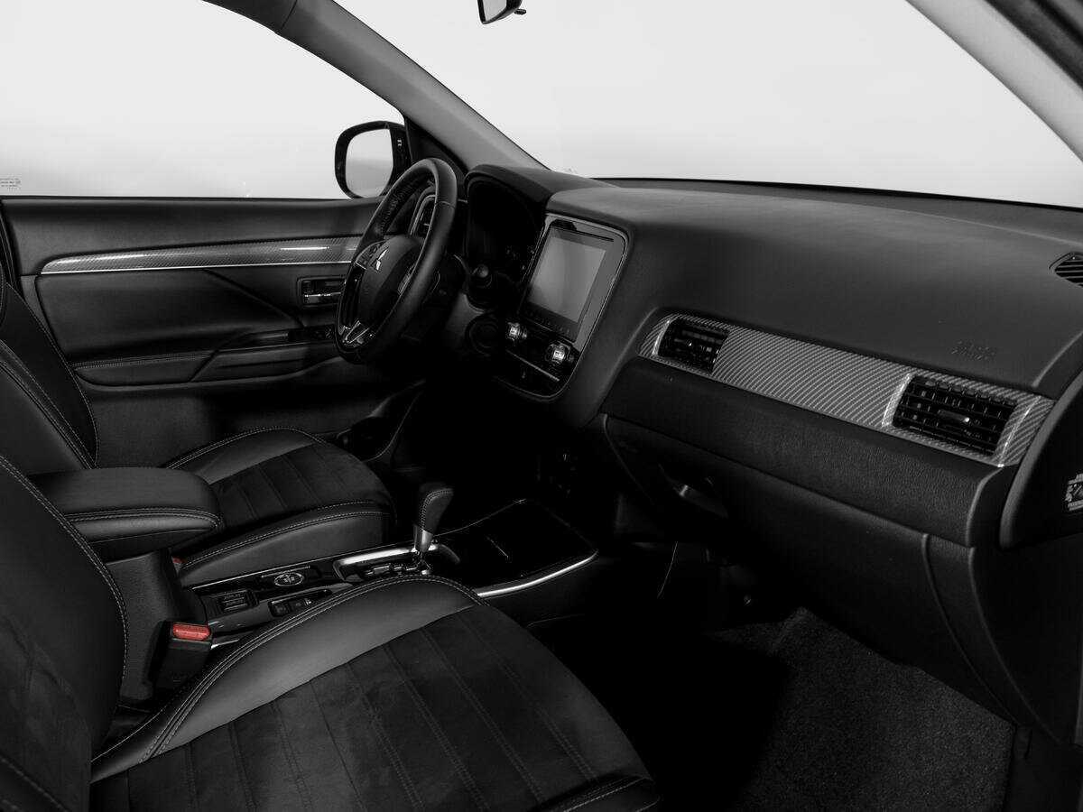 Купить Mitsubishi Outlander с пробегом. Фото: #8