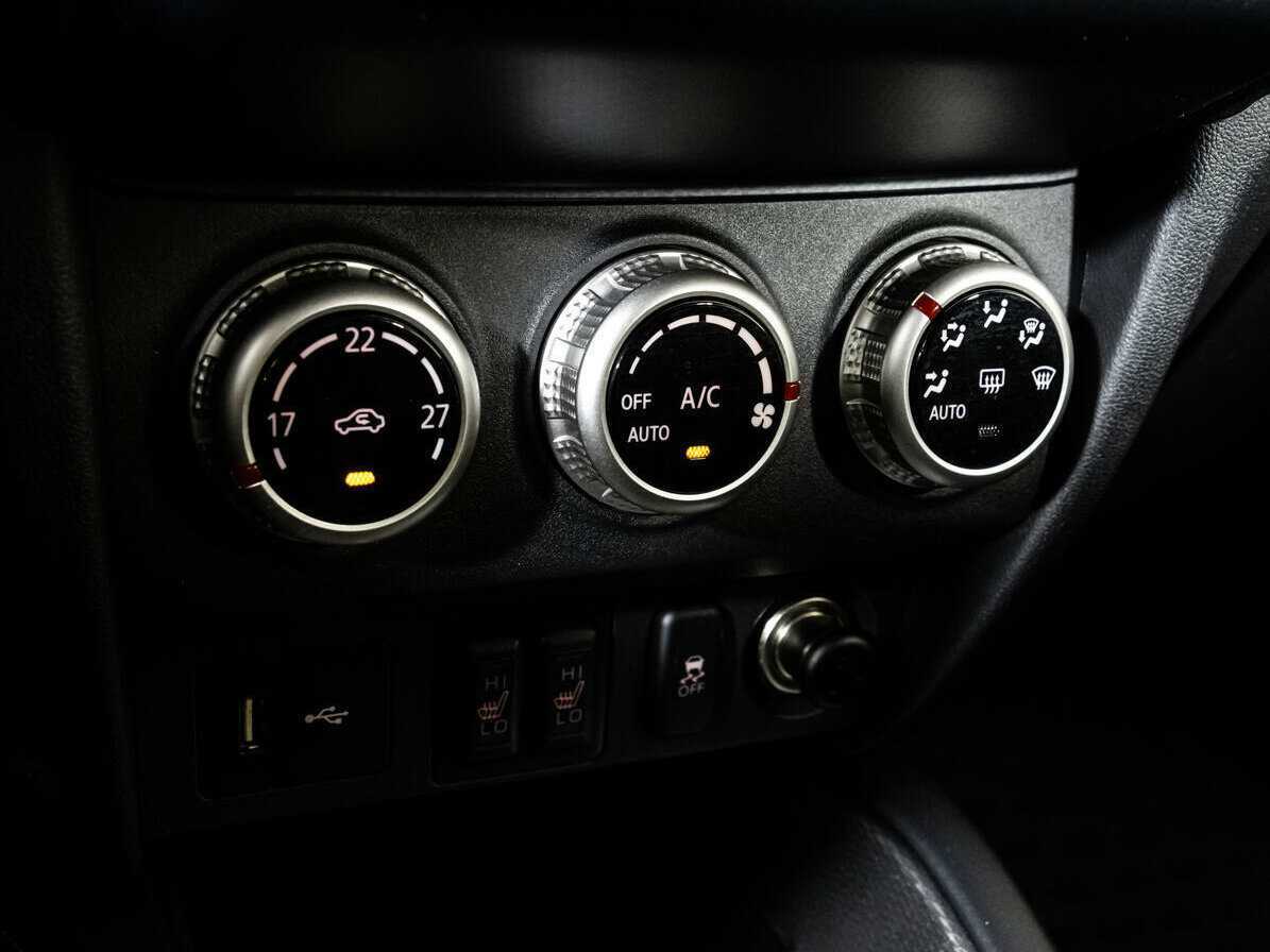 Купить Mitsubishi ASX с пробегом. Фото: #14