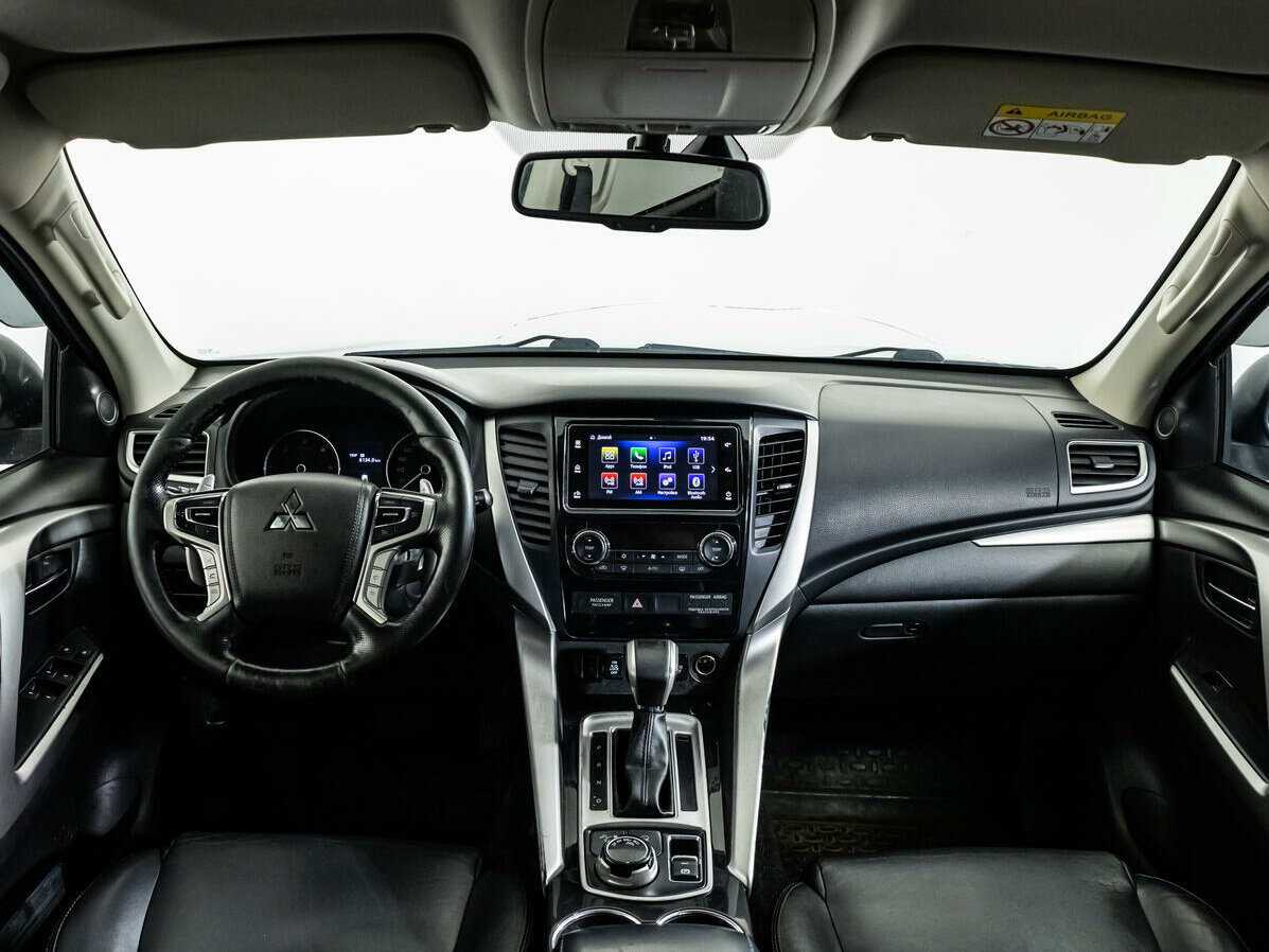 Купить Mitsubishi Pajero Sport с пробегом. Фото: #12