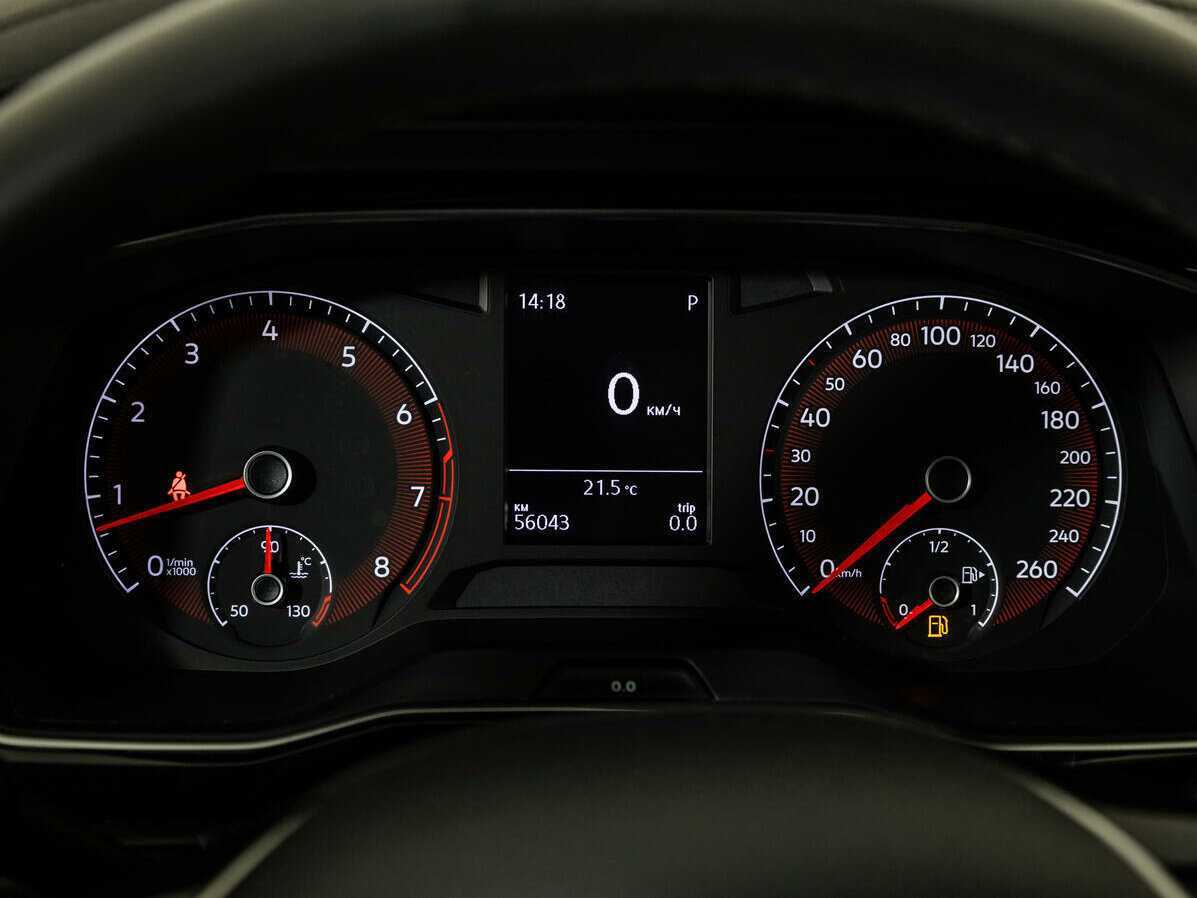 Купить Volkswagen Jetta с пробегом. Фото: #11