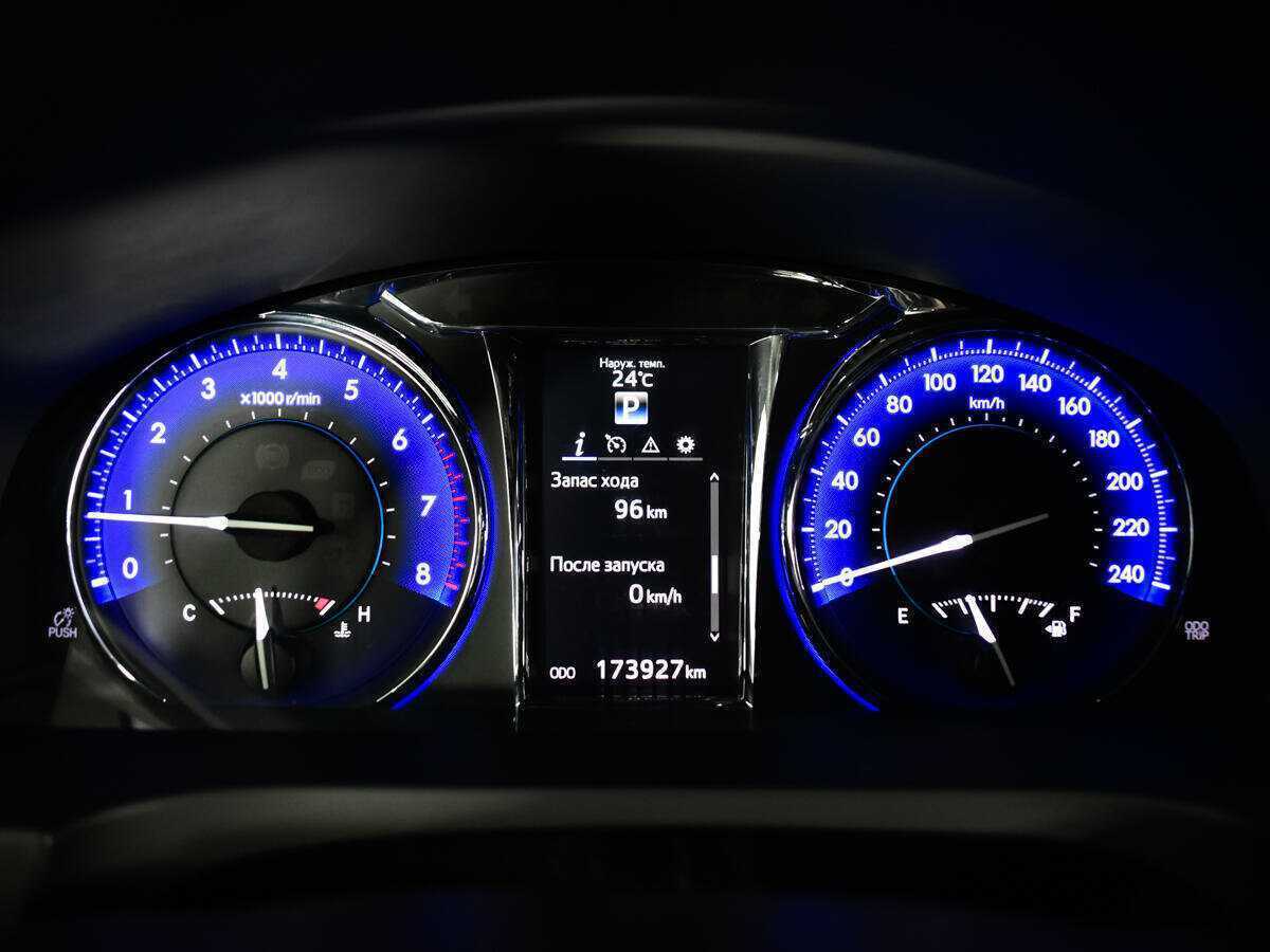 Купить Toyota Camry с пробегом. Фото: #10