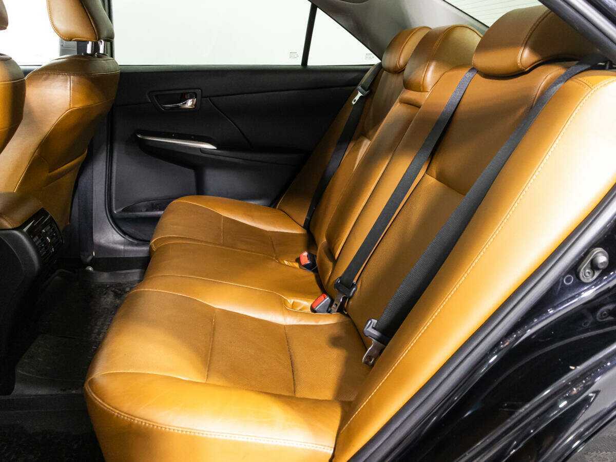 Купить Toyota Camry с пробегом. Фото: #9