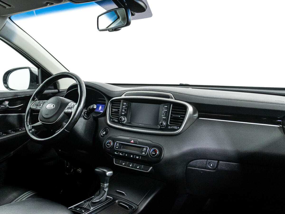 Купить Kia Sorento с пробегом. Фото: #8