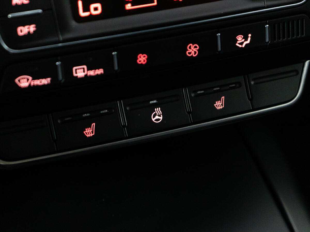 Купить Kia Sorento с пробегом. Фото: #16