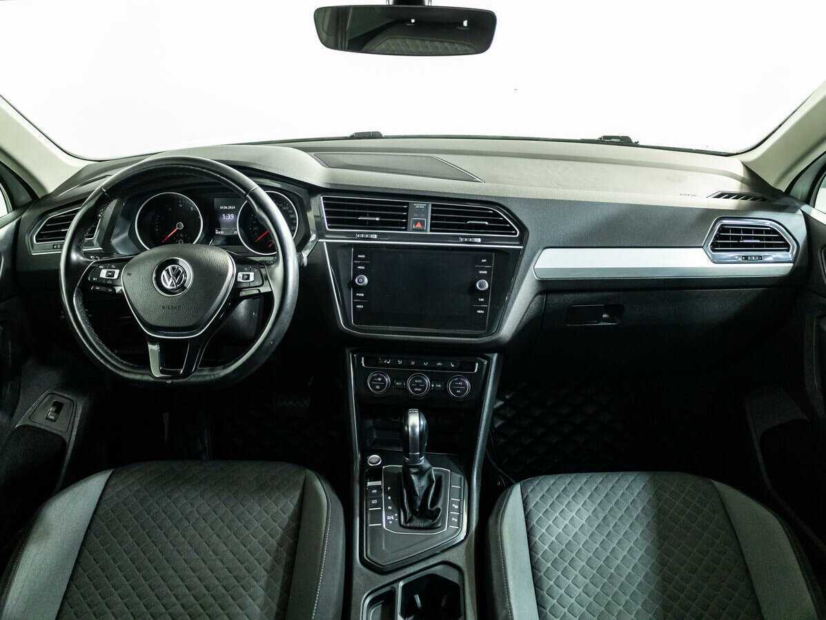 Купить Volkswagen Tiguan с пробегом. Фото: #11