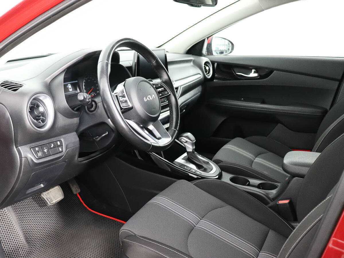 Купить Kia Cerato с пробегом. Фото: #8