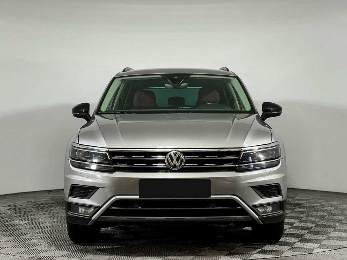 Купить Volkswagen Tiguan с пробегом. Фото: #1