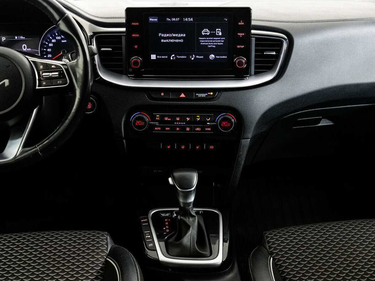 Купить Kia Ceed с пробегом. Фото: #12