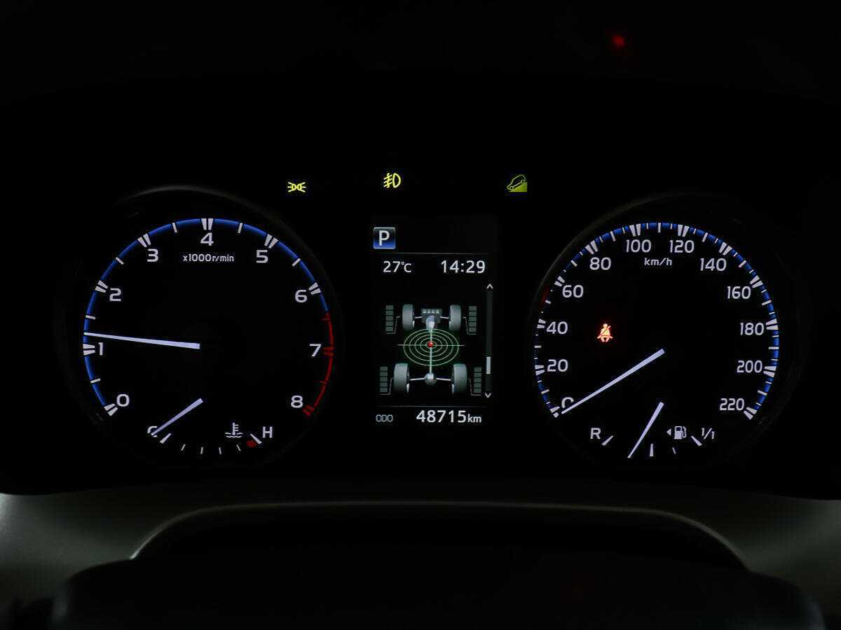 Купить Toyota RAV4 с пробегом. Фото: #12