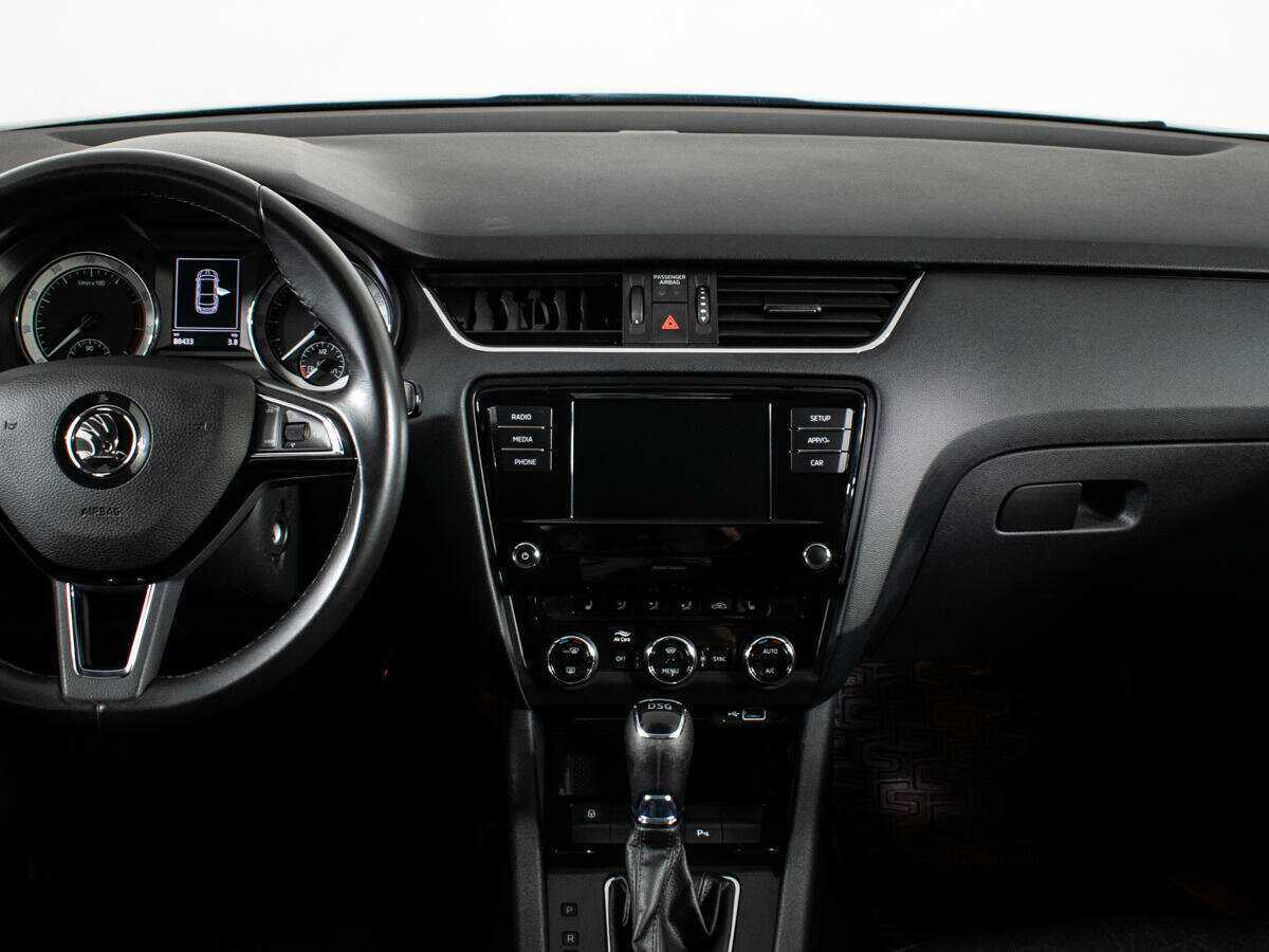 Купить Skoda Octavia с пробегом. Фото: #11