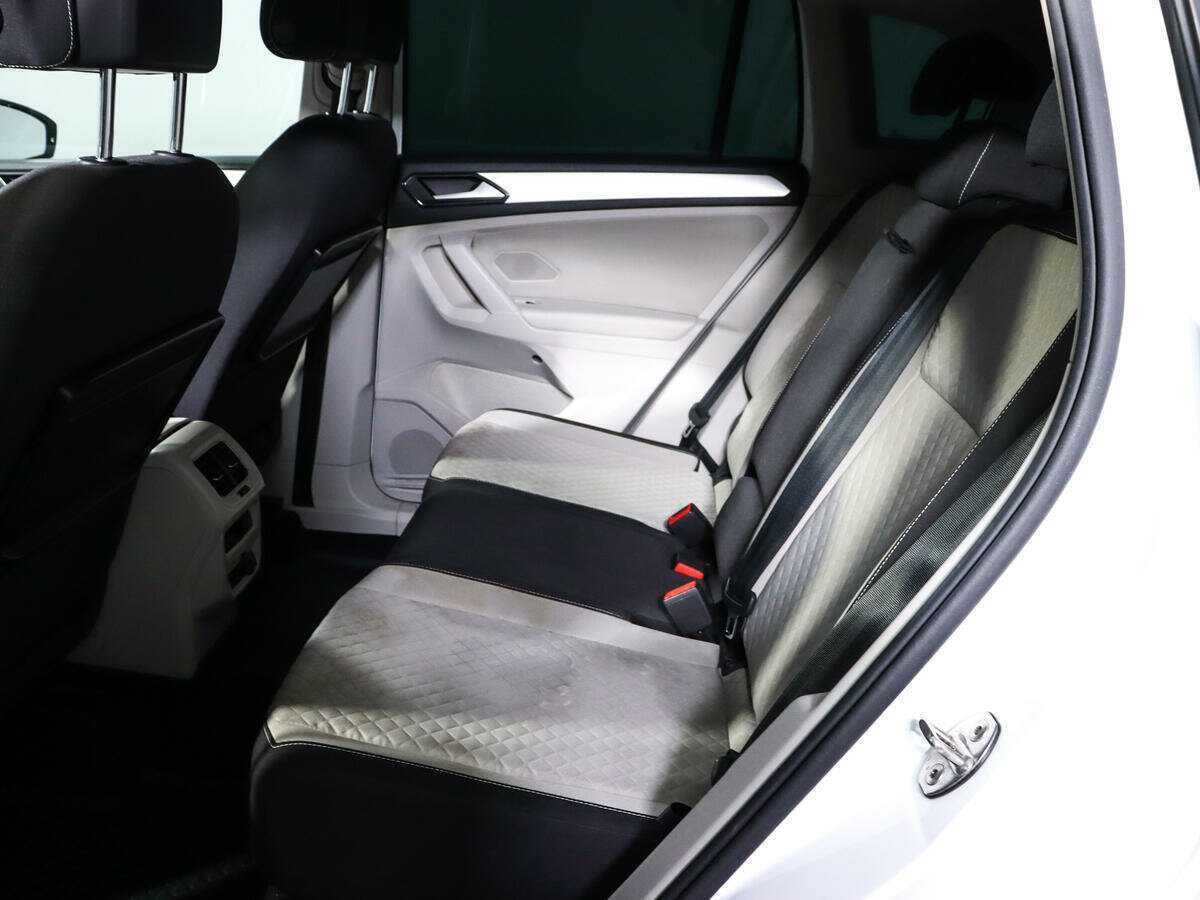 Купить Volkswagen Tiguan с пробегом. Фото: #7