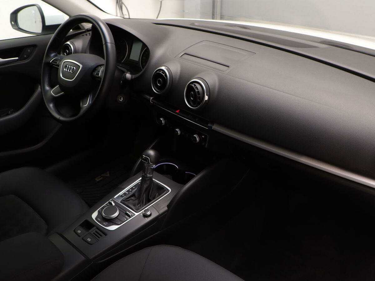 Купить Audi A3 с пробегом. Фото: #6