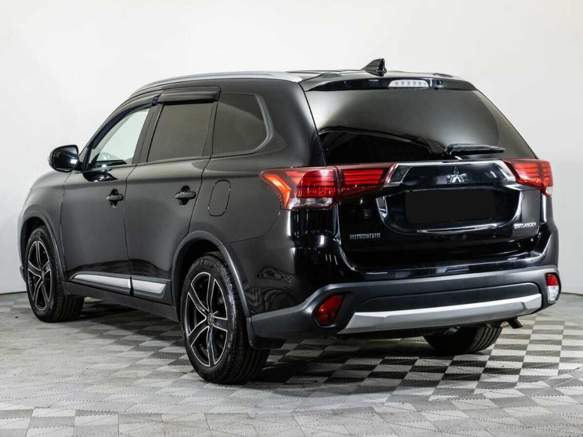 Купить Mitsubishi Outlander с пробегом. Фото: #6