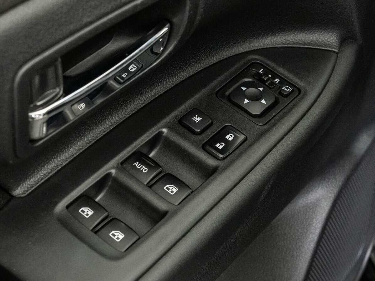 Купить Mitsubishi Outlander с пробегом. Фото: #14
