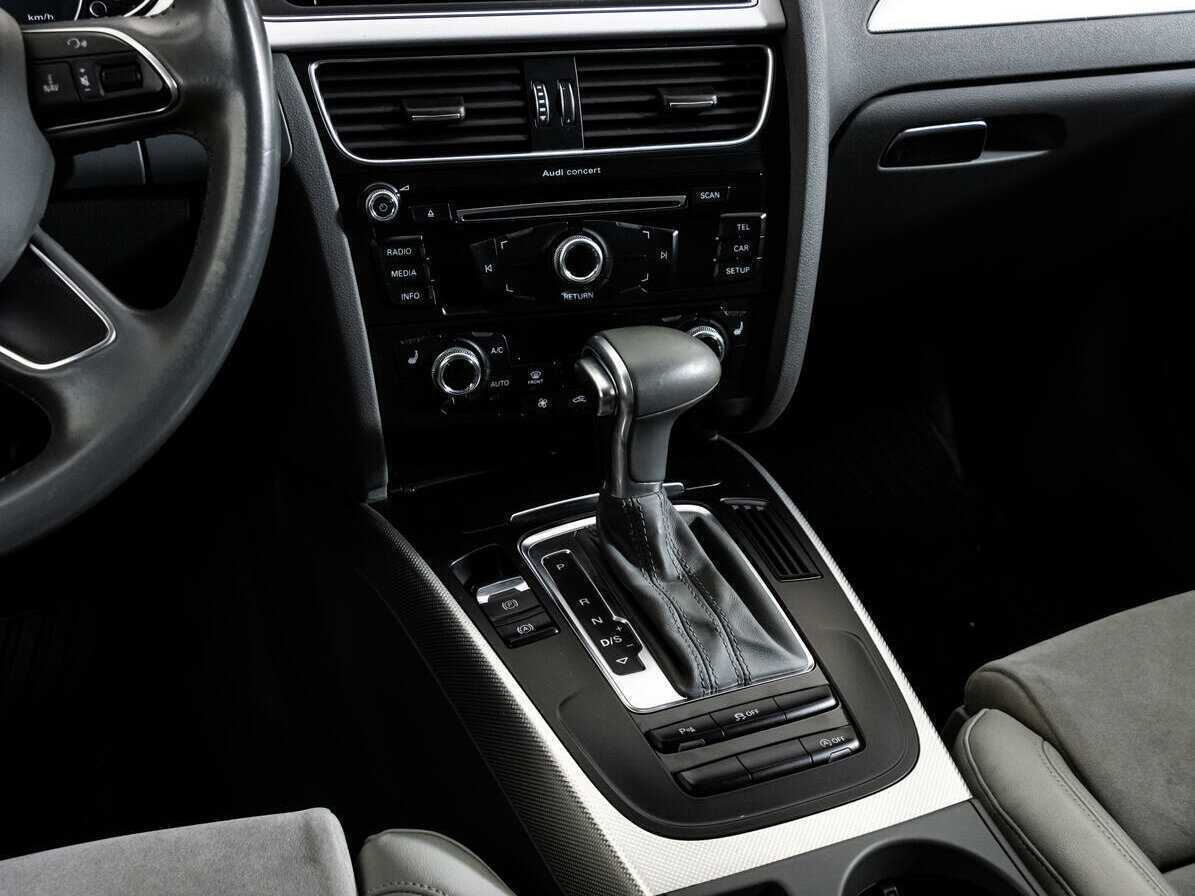 Купить Audi A4 с пробегом. Фото: #13