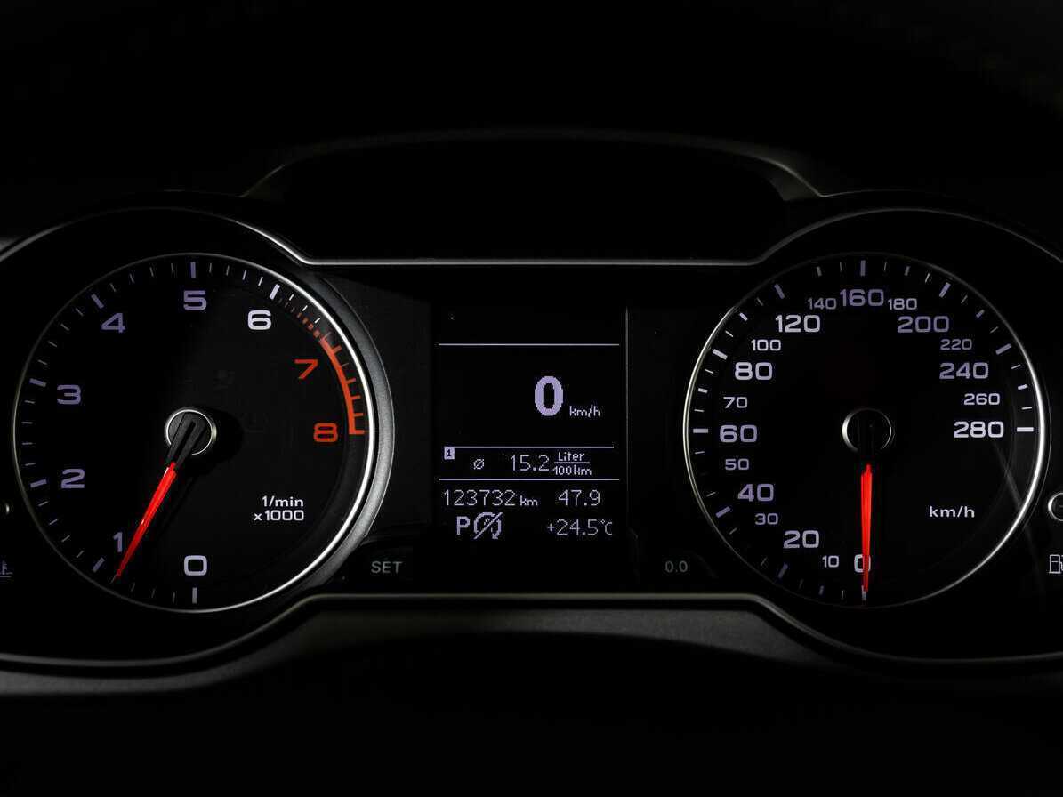 Купить Audi A4 с пробегом. Фото: #19