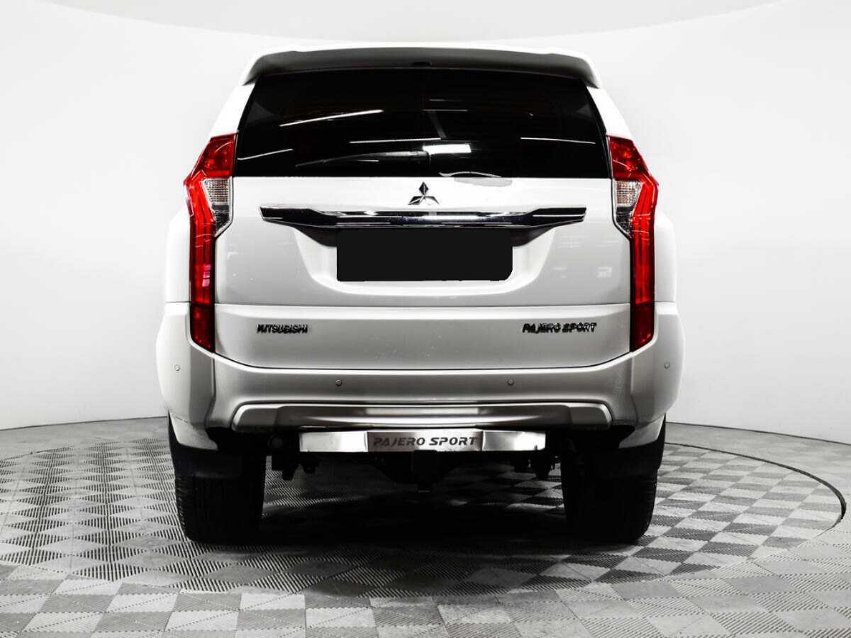 Купить Mitsubishi Pajero Sport с пробегом. Фото: #3