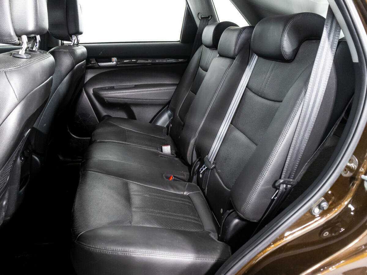 Купить Kia Sorento с пробегом. Фото: #9