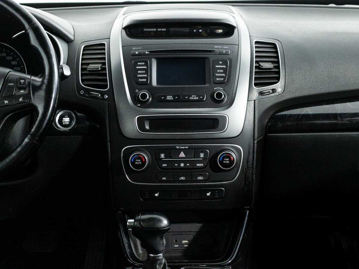 Купить Kia Sorento с пробегом. Фото: #13