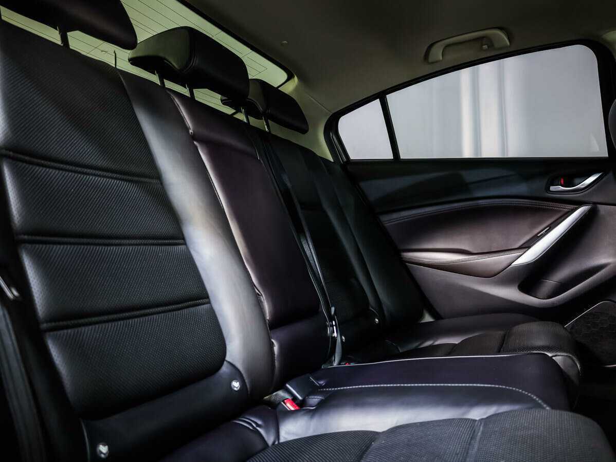Купить Mazda 6 с пробегом. Фото: #11