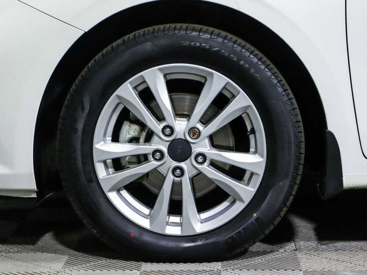 Купить Kia Cerato с пробегом. Фото: #14