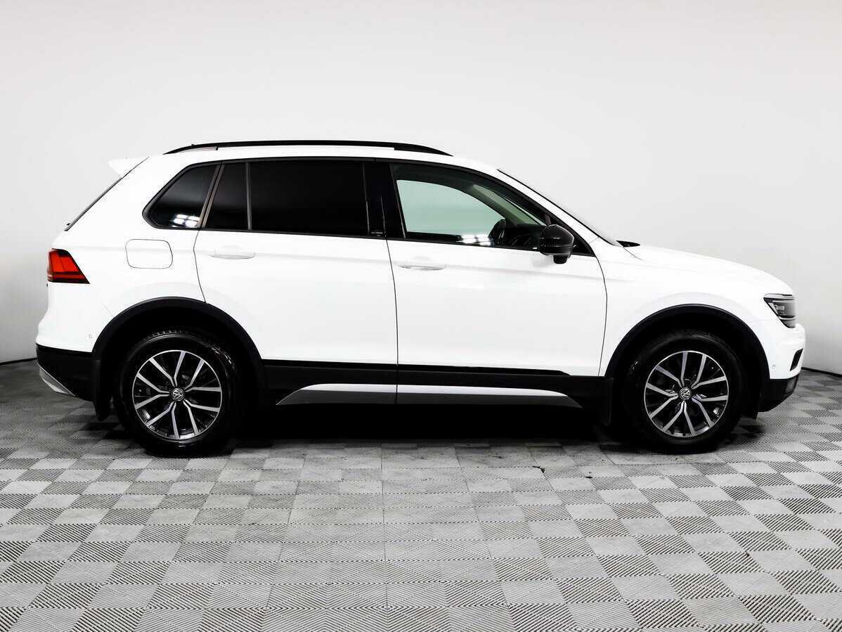 Купить Volkswagen Tiguan с пробегом. Фото: #3