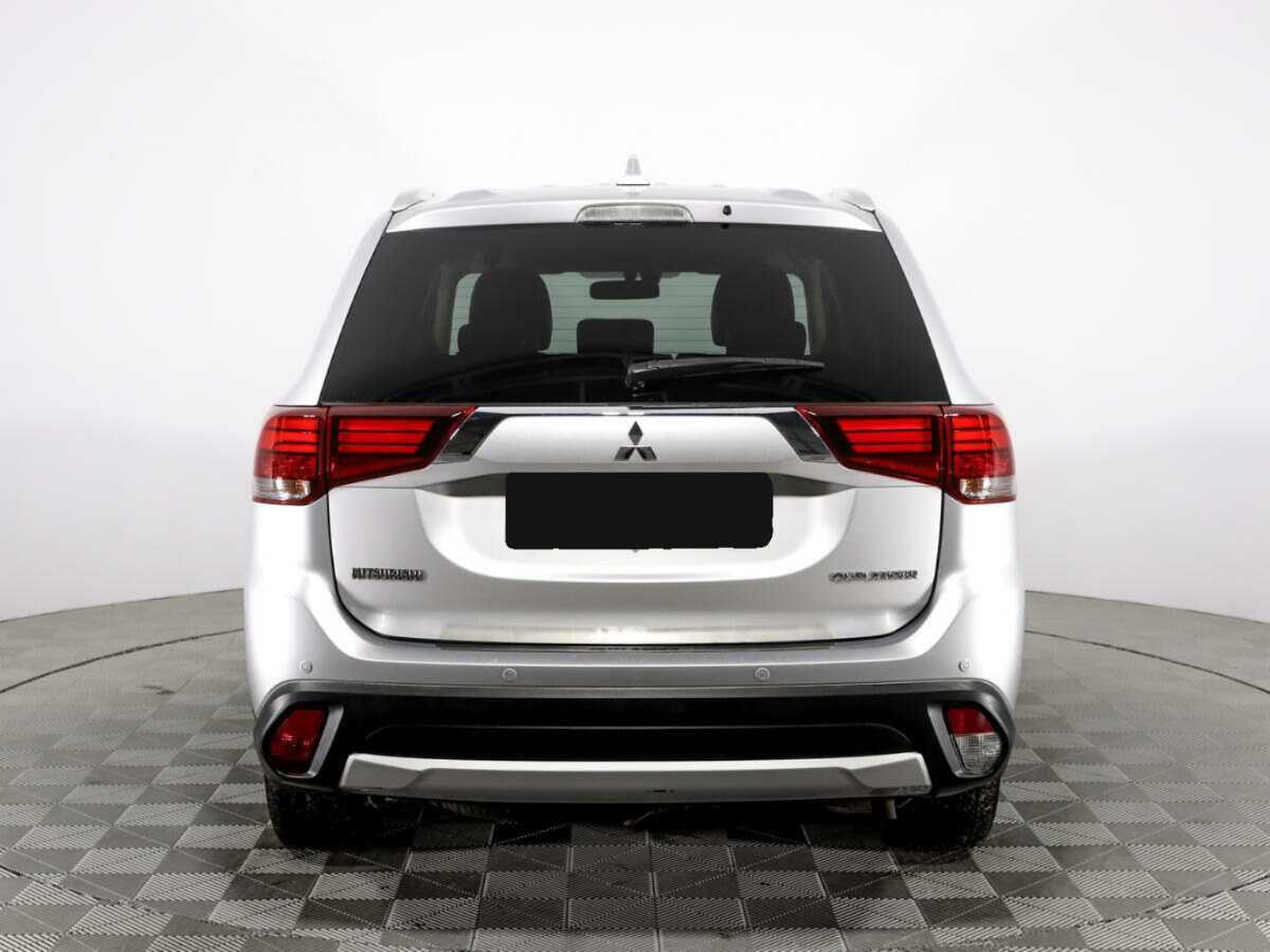 Купить Mitsubishi Outlander с пробегом. Фото: #6