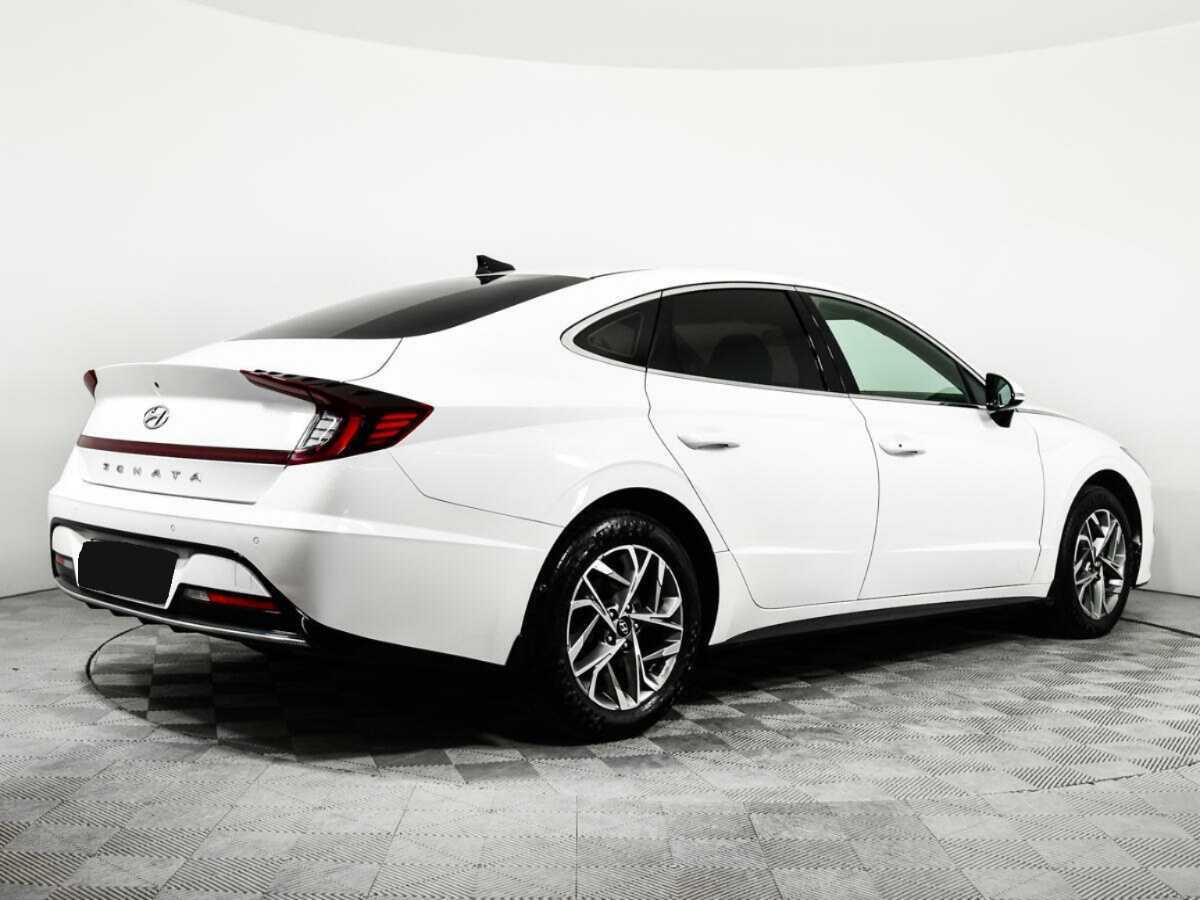 Купить Hyundai Sonata с пробегом. Фото: #3