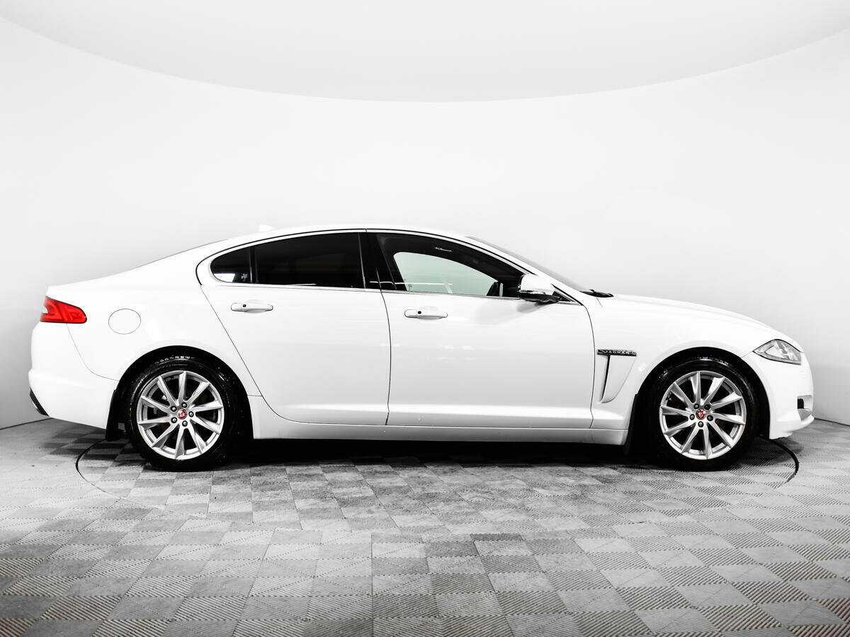 Купить Jaguar XF с пробегом. Фото: #3