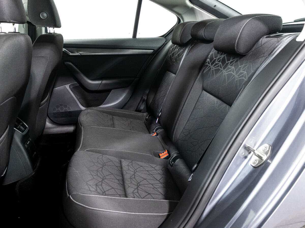 Купить Skoda Octavia с пробегом. Фото: #10