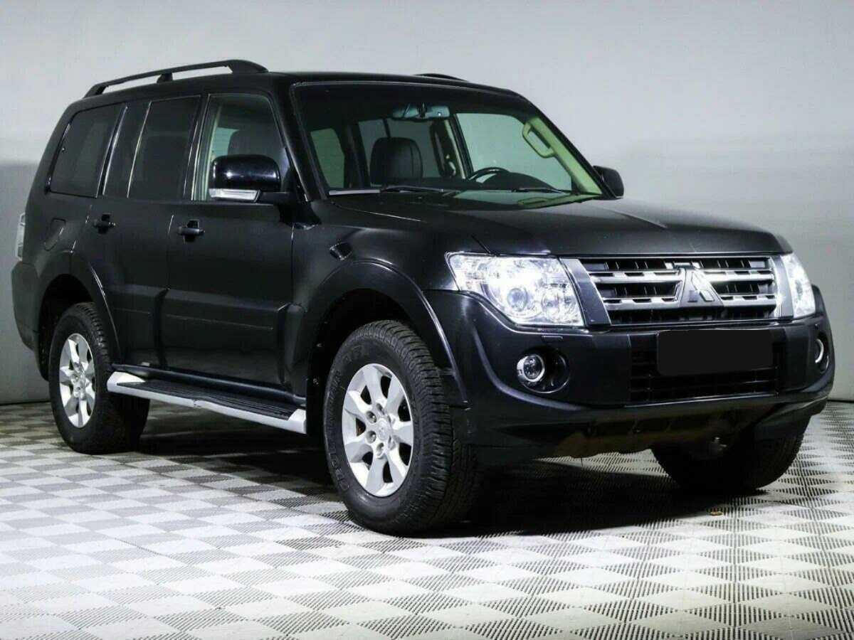 Купить Mitsubishi Pajero с пробегом. Фото: #2